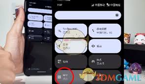 金铲铲之战泳池派对小小厄运小姐手办NFC使用方法详解