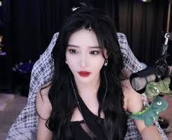 lol主播豚豚是哪里人